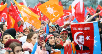حسابات الانتخابات المبكرة في تركيا